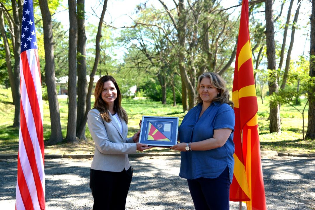 Петровска и Брнз на „Криволак“: Соработката помеѓу САД и Северна Македонија на највисоко ниво