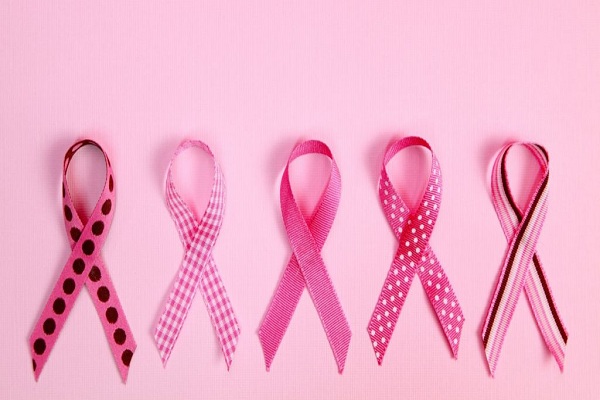 Октомври е посветен на борбата против рак на дојка