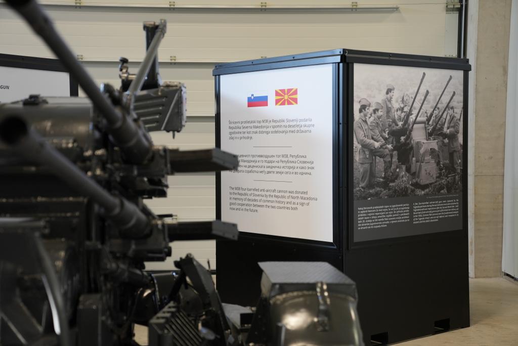 Македонија донираше музејски експонат од Втората светска војна на Паркот на воена историја Пивка