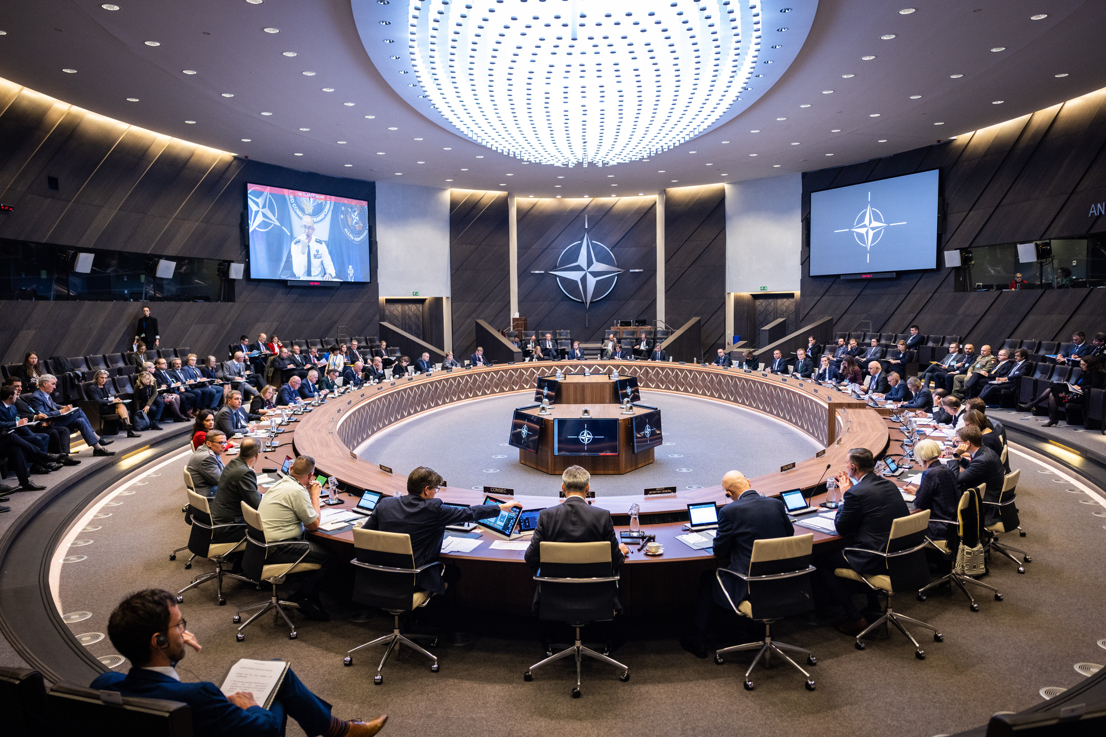 Ангелов на НАТО состанок за отпорност во Брисел