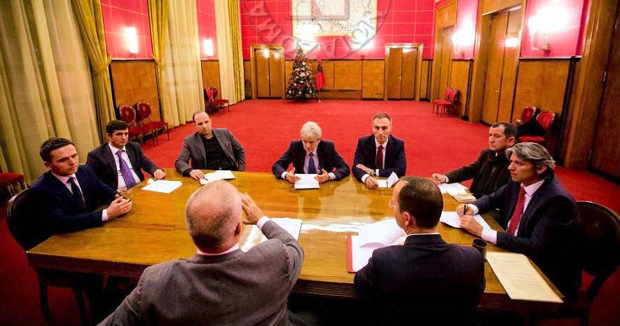 Лидерите на партиите на Албанците на средба со Рама