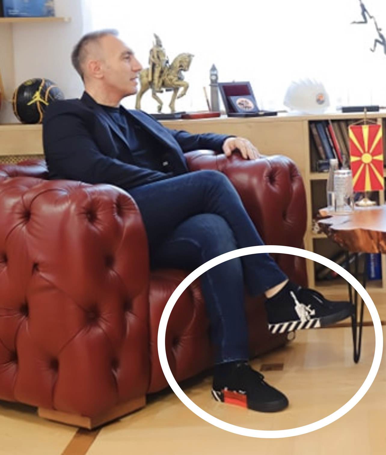 Груби почна да носи патики кои чинат колку една македонска плата