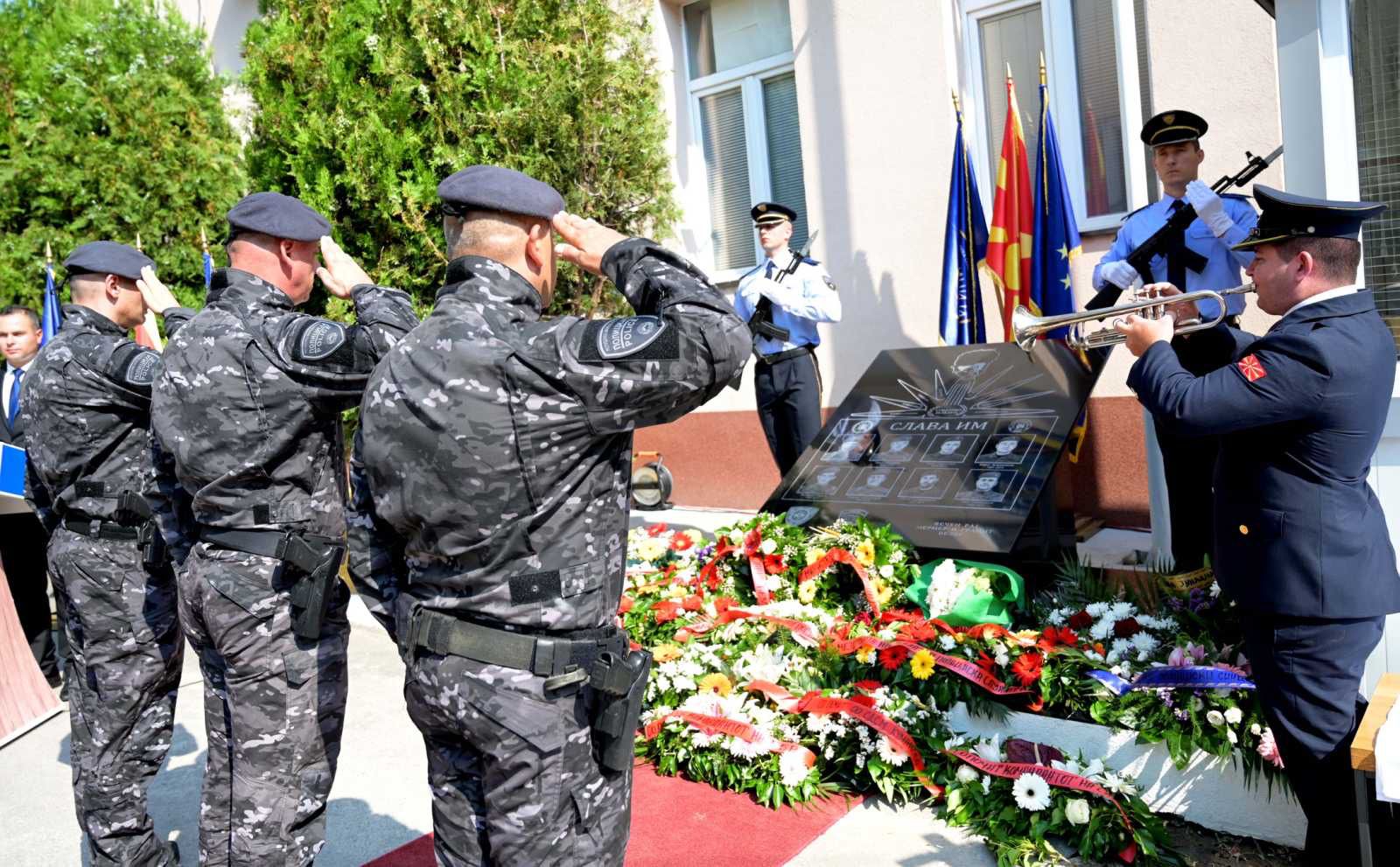 Спомен обележје во чест на загинатите припадници на македонската полиција во „Диво насеље”