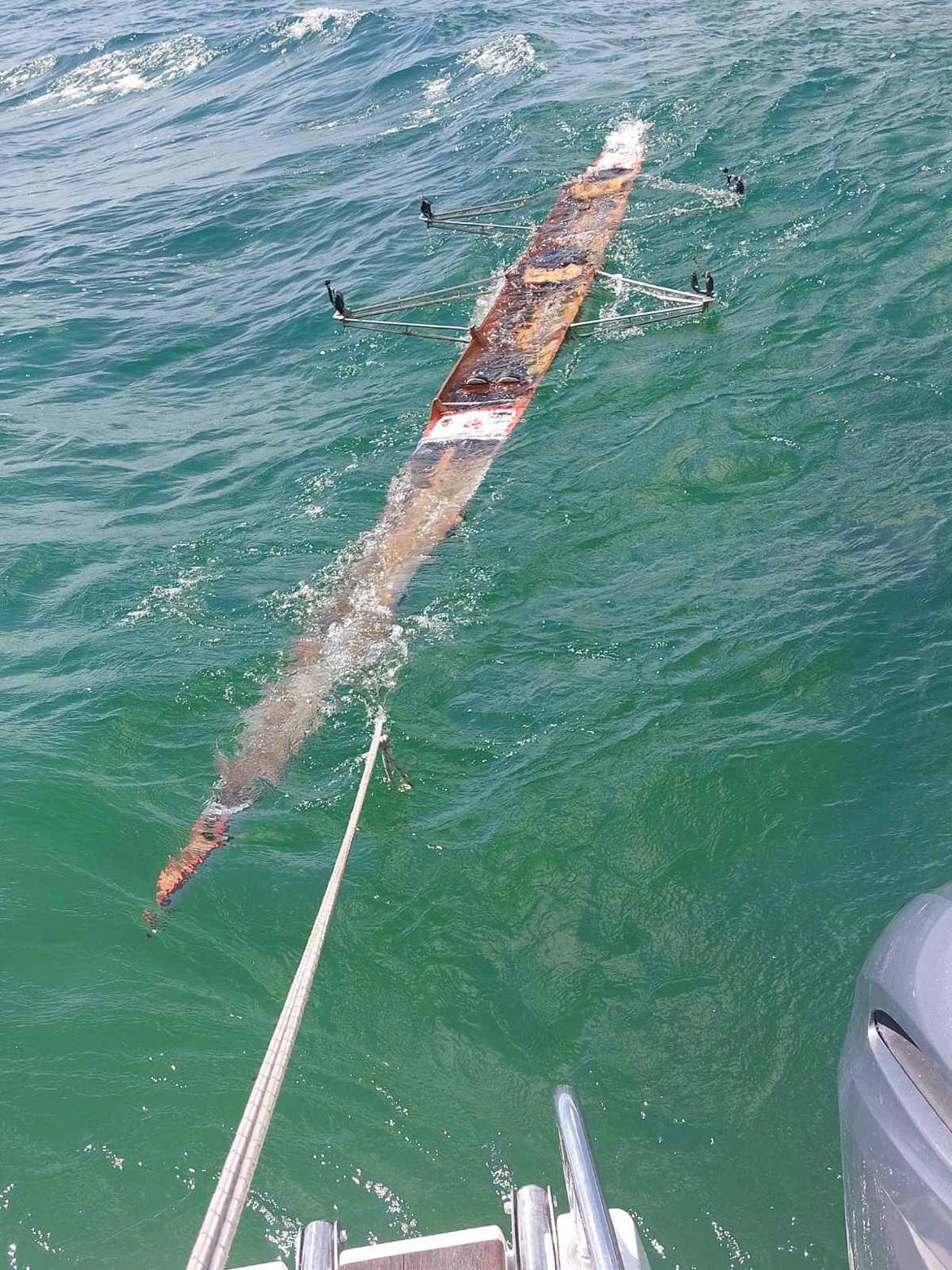 Пронајден и вратен чамецот со малолетници кој се оддалечил од брегот на Охридското Езеро