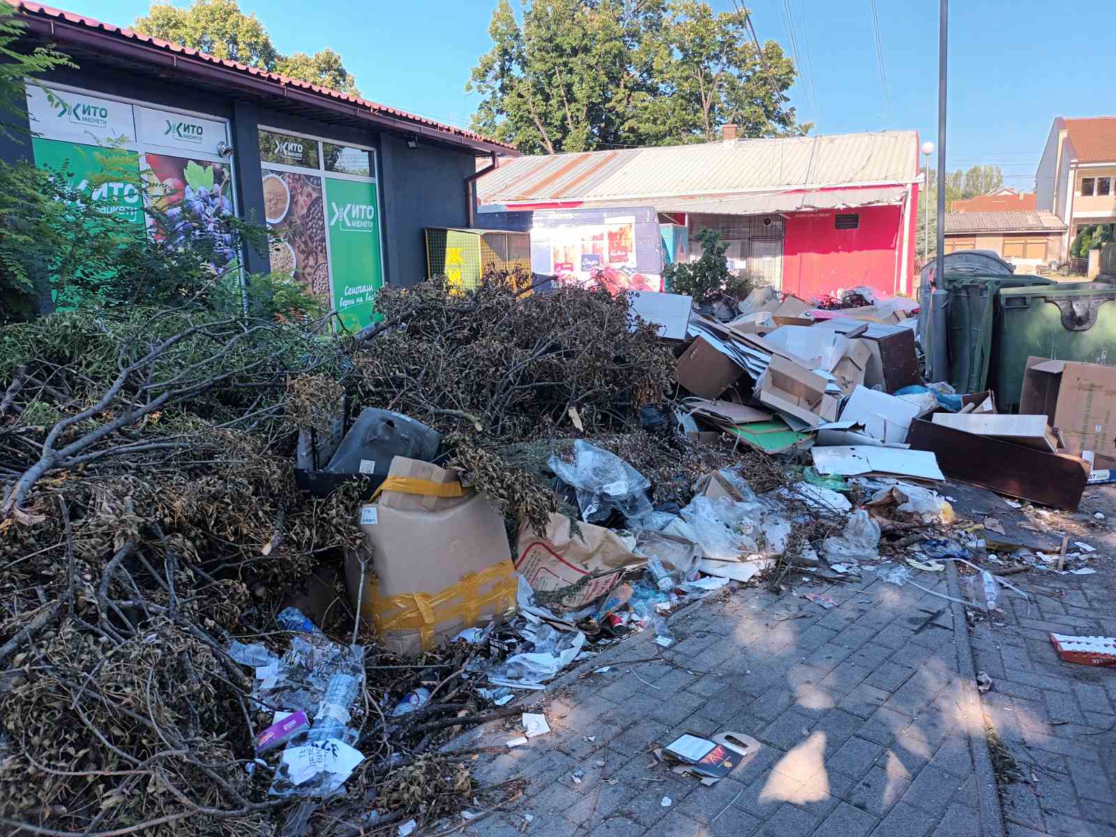 Отстранети 45 кубни метри отпад од диви депонии во три скопски општини