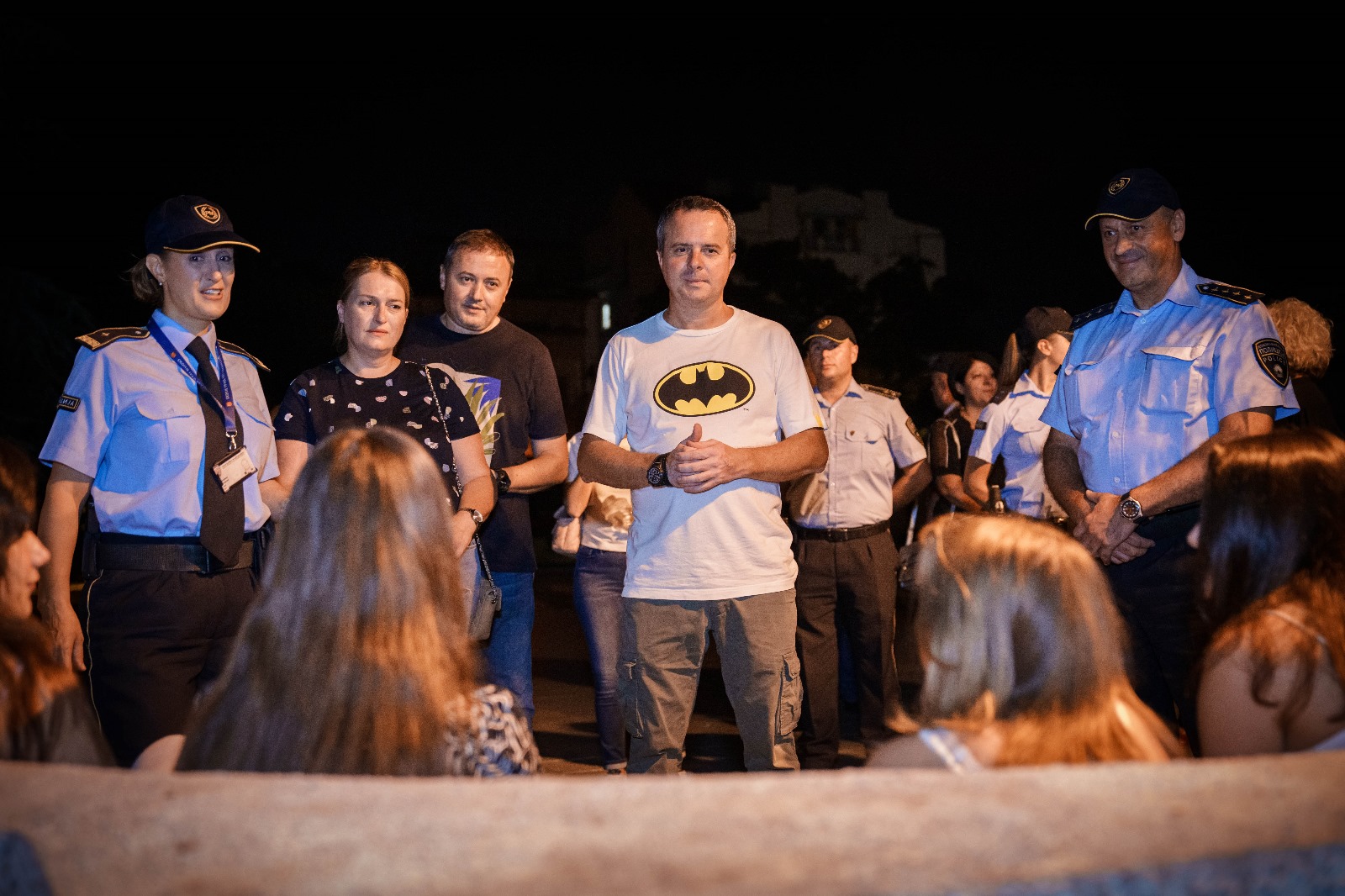 Герасимовски во „Соседска патрола“ со наставници, родители и МВР кај младите во Градскиот парк