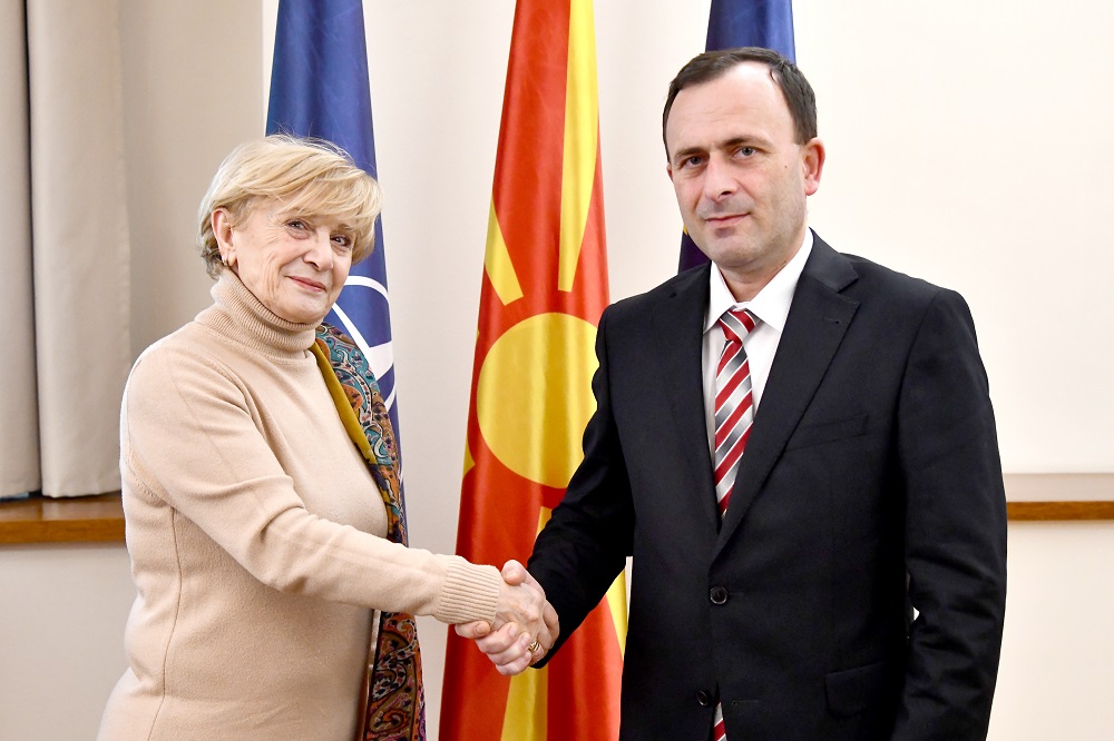 Средба на Митрески со претседателката на СОЖМ Савка Тодоровска
