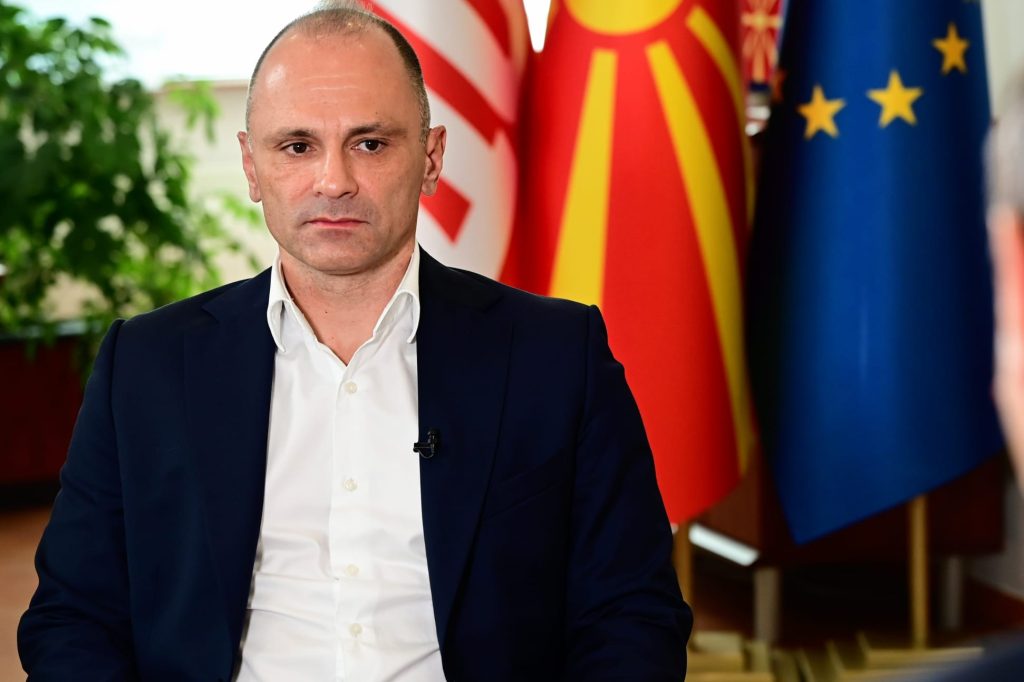 Филипче: Нема ни „П“ од популизам во Законот за Кочани, семејствата молат за поддршка